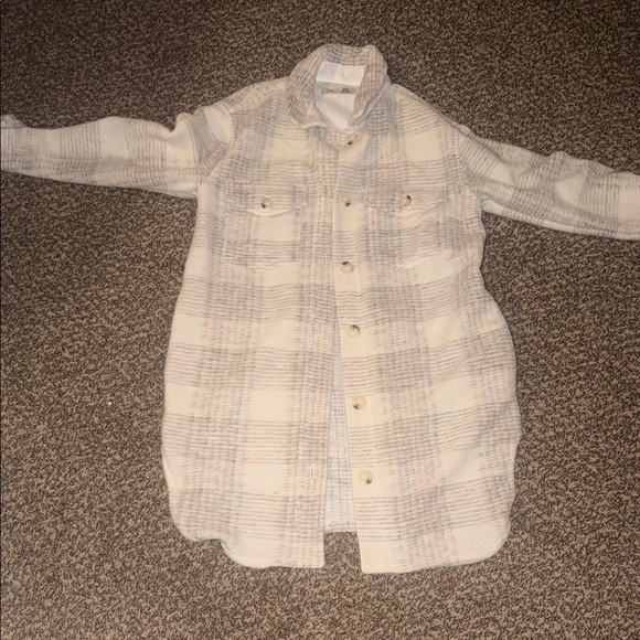 DEX Shacket - Picture 1 of 2